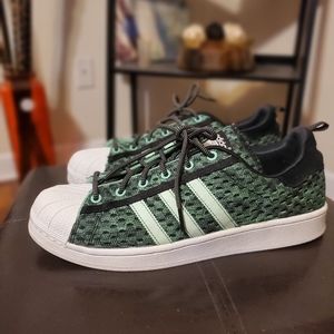 ADIDAS Super Star Shell top